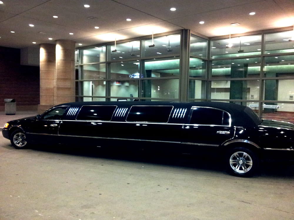 Using Limo Services